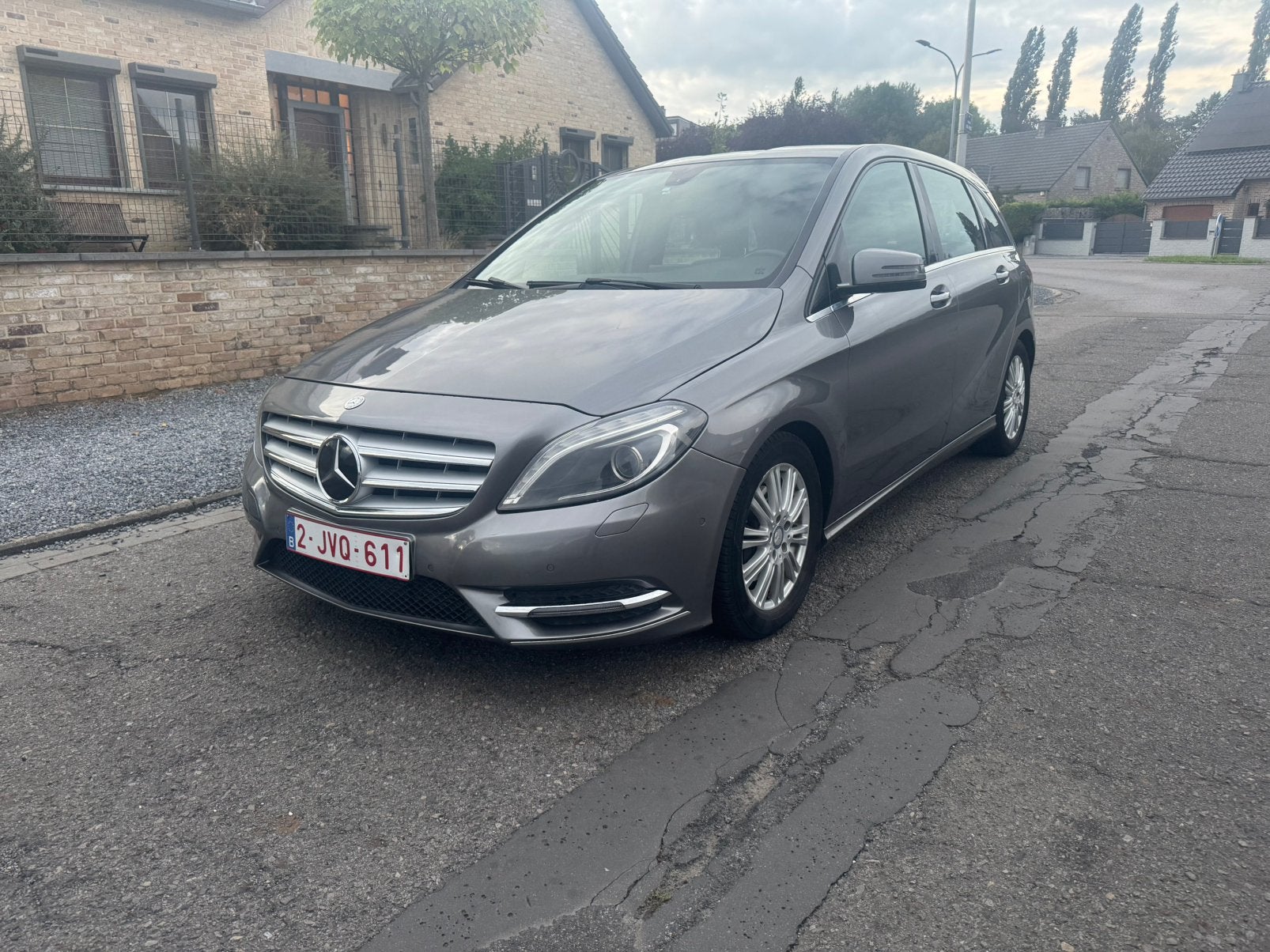MERCEDES BENZ B 200 BOITE AUTO 2013 200000KM, Auto's, Diesel, Particulier, Te koop, B-Klasse