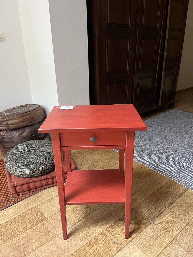 table d'appoint rouge, Moins de 55 cm, Enlèvement, Rectangulaire, Bois