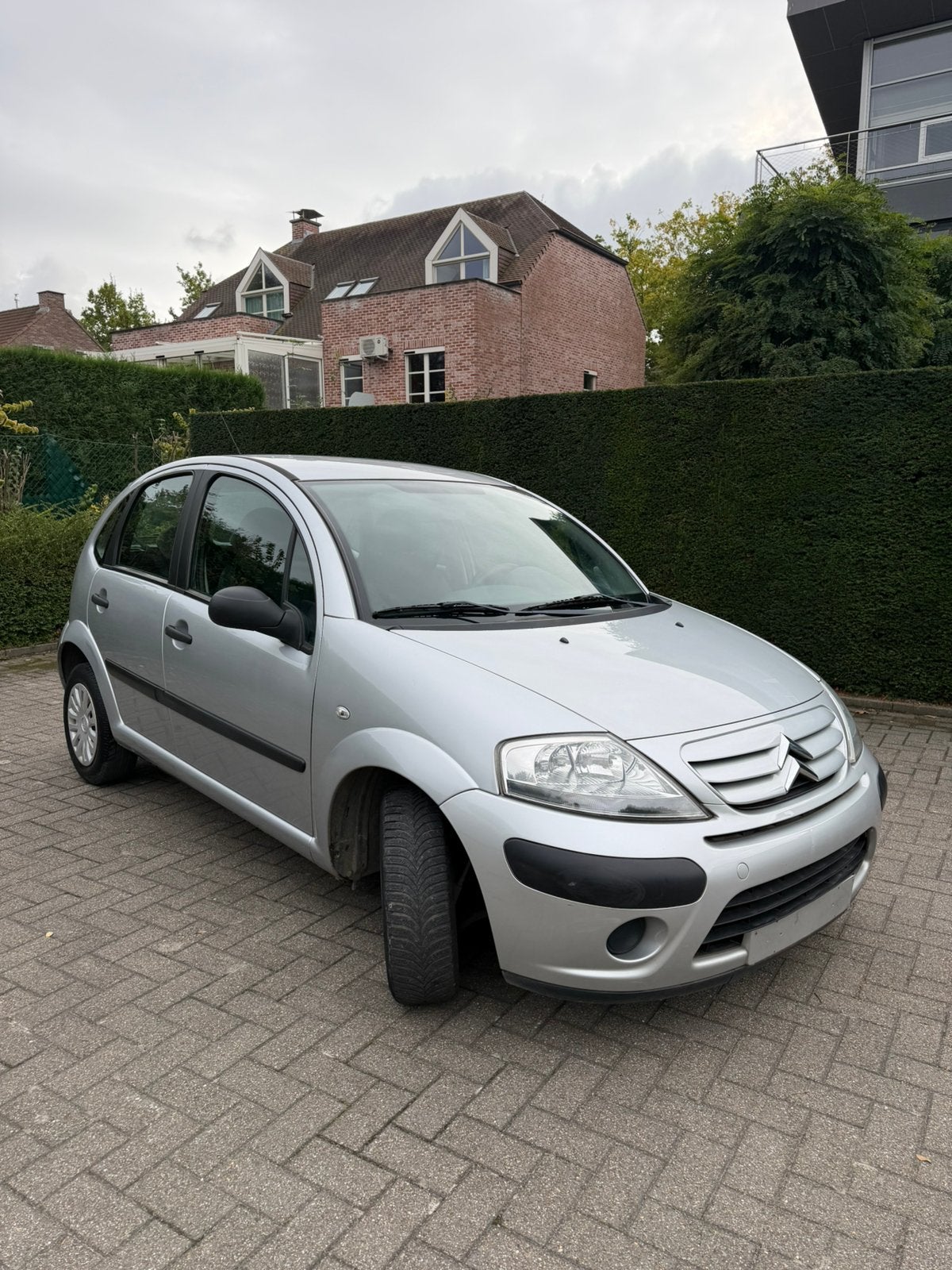 Citroën C3 1.1 Essence — 75 000 km — 5 portes - avec CT, Autos, Argent ou Gris, Achat, Boîte manuelle, Noir