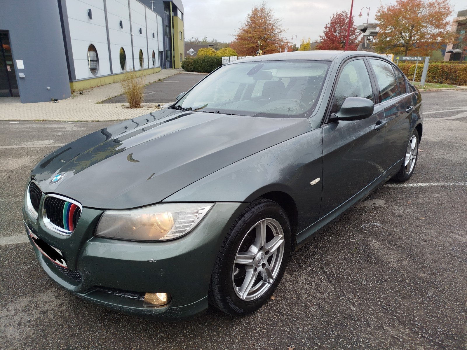 BMW 318D boîte auto 2009 euro5 2.0D 290.000klm face lift, Cuir, Achat, Diesel, Automatique