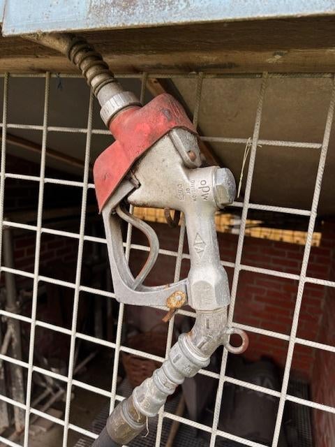 Mazout Tank incl Pistool en Motor, Ophalen, Gebruikt