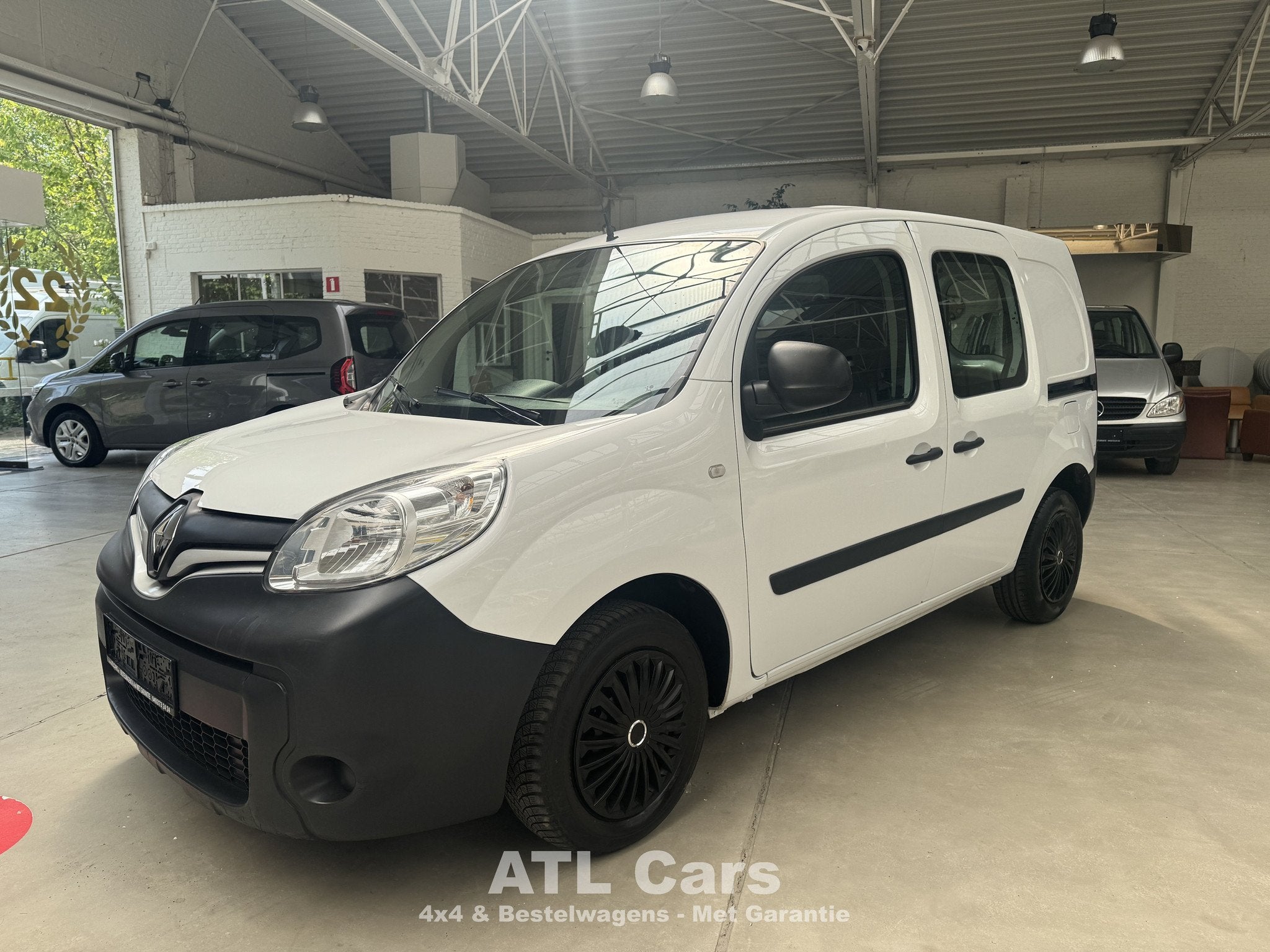 Renault Kangoo 1.2 Benzine | Lichte vracht | 130.000km | 1J, Auto's, Voorwielaandrijving, Euro 5, Stof, Gebruikt