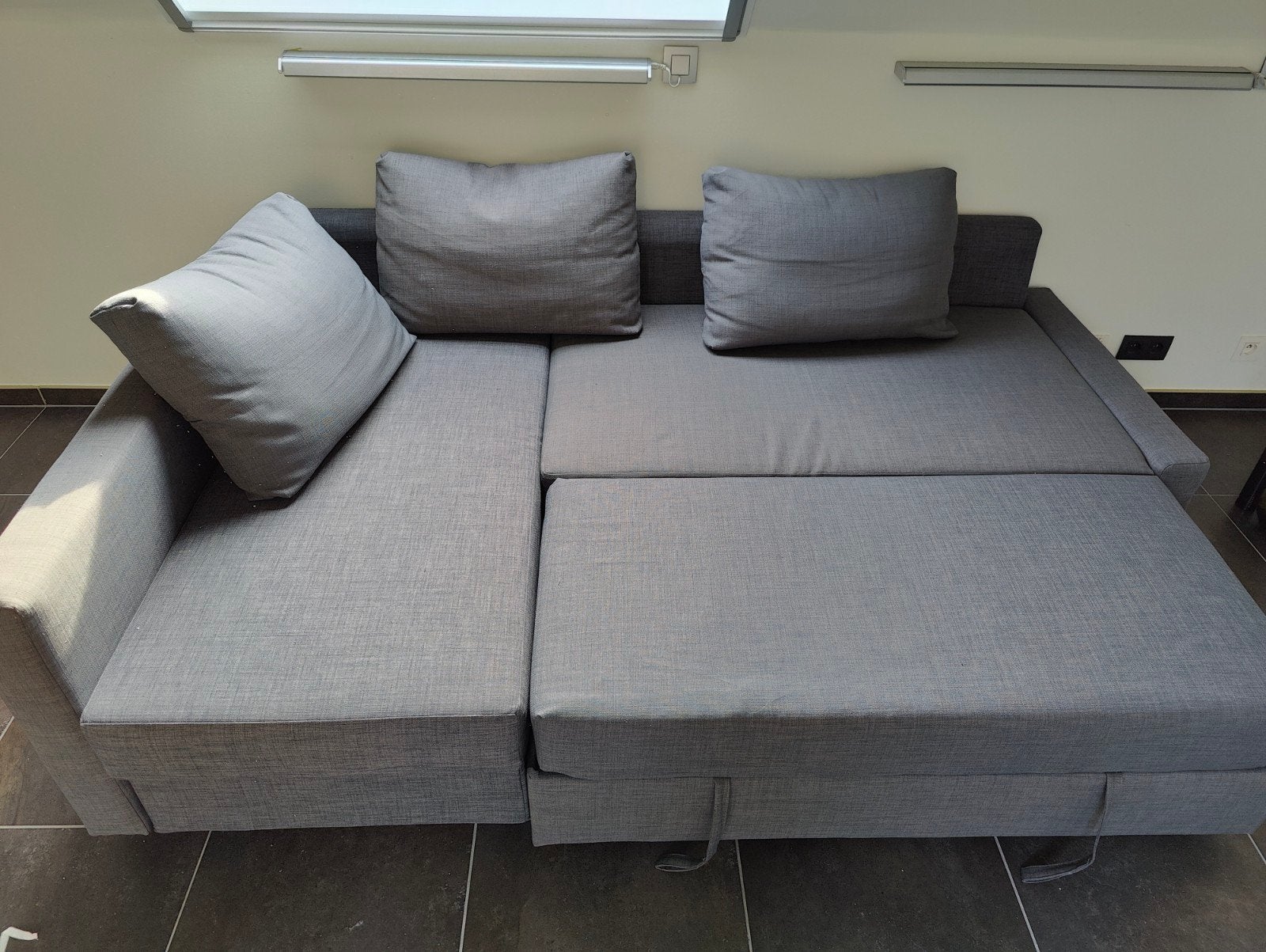 Friheten Ikea zetel, Ophalen