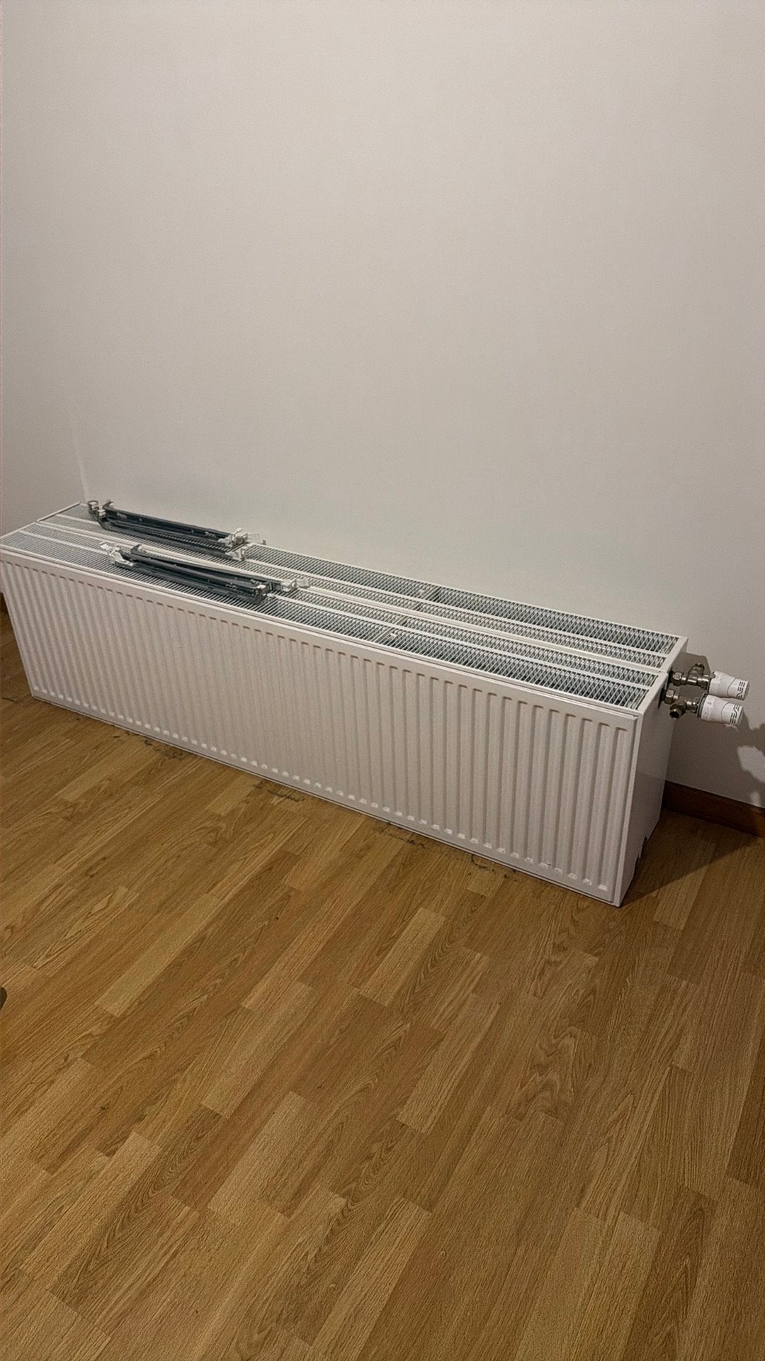 Twee radiatoren 180 x 50 x 16, Ophalen, Zo goed als nieuw