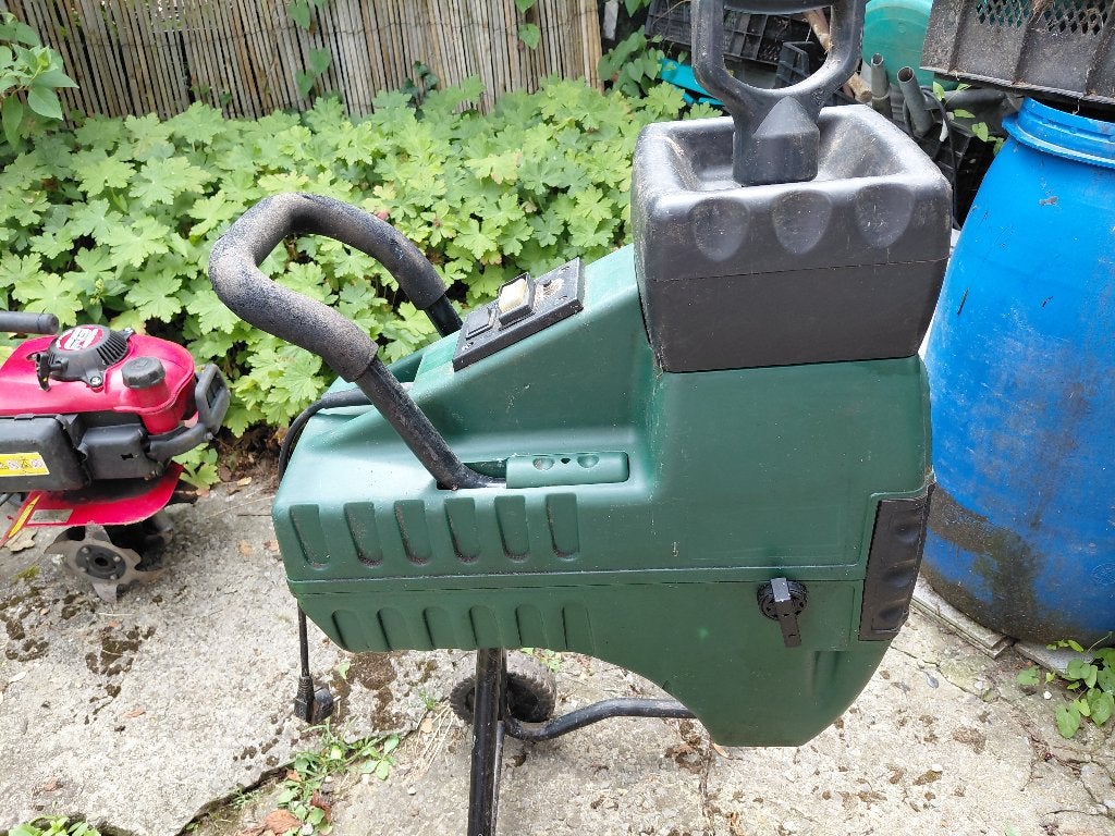 outils jardin, Services & Professionnels, Jardiniers & Paveurs, Entretien de jardins ou Taille