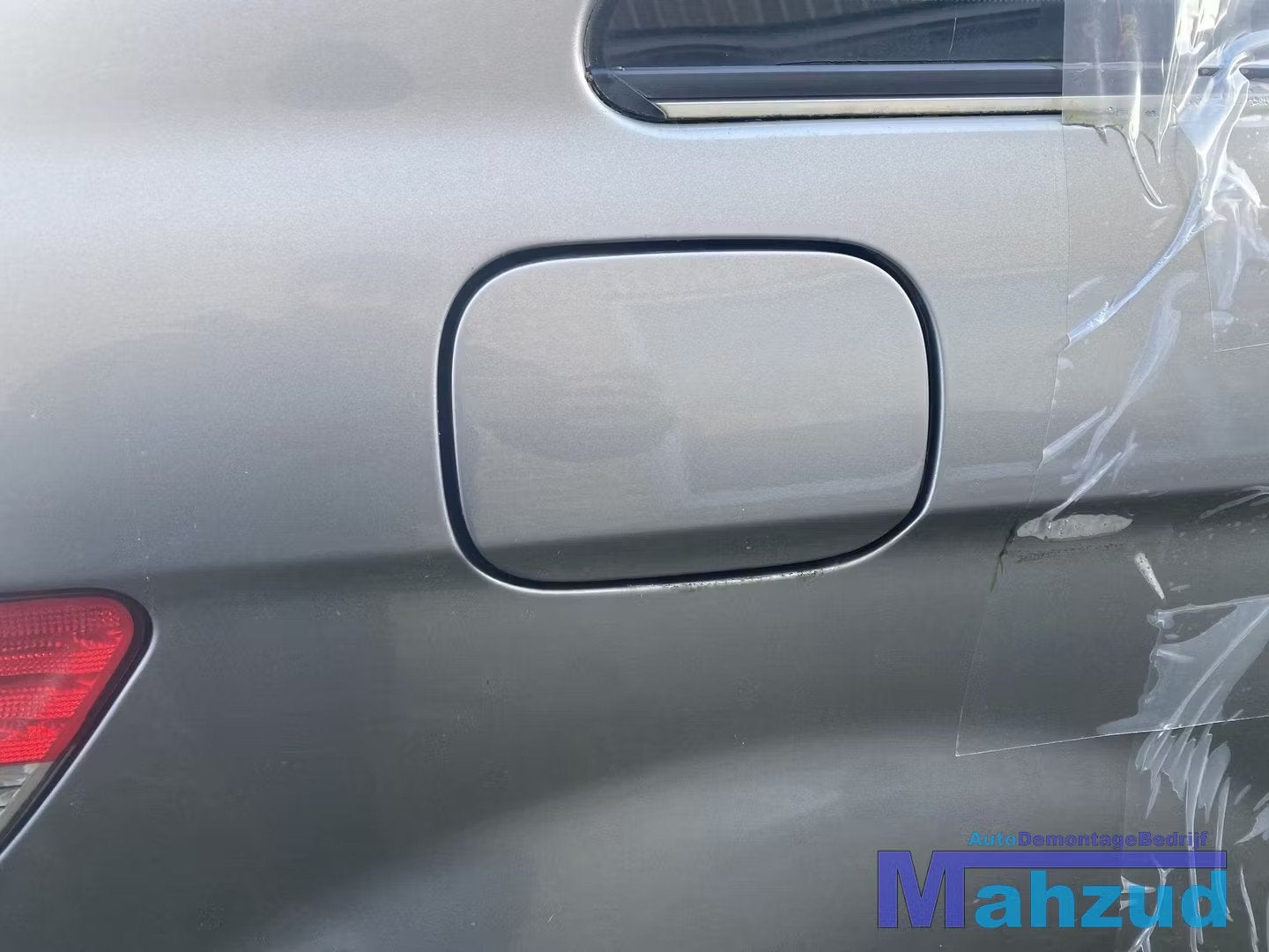 MERCEDES B-KLASSE W245 Bruin 748 Tankklep 2005-2011, Mercedes-Benz AG, Mercedes-Benz, Utilisé, Mercedesstrasse 120
70372  Stuttgart, DE
