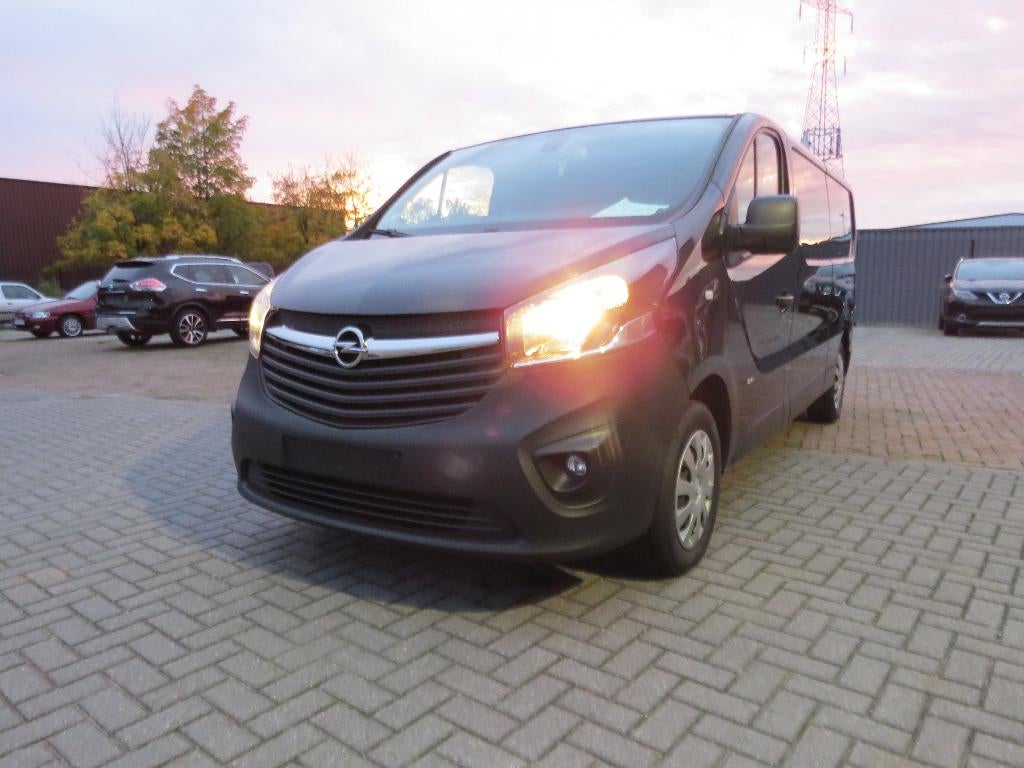 Opel Vivaro 1.6 D (CDTI) L2H1, Auto's, Voorwielaandrijving, Stof, 174 g/km, Euro 6