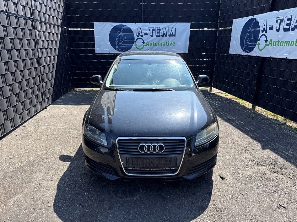 RETROVISEUR EXTERIEUR GAUCHE Audi A3 (8P1) (01-2003/08-2012), Auto-Union-Straße  1,
85057  Ingolstadt, DE, Info@audi.de, Audi