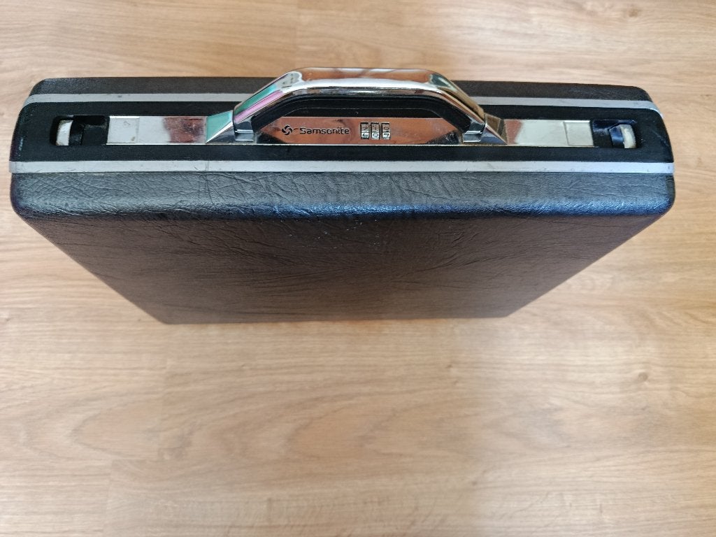 Attache-case Samsonite - porte documents, Moins de 30 cm, Enlèvement, Utilisé, Porte-documents ou Cartable