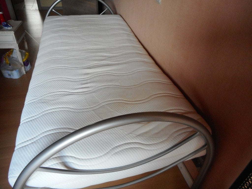 bed 1 persoon met lattenbodem, Ophalen, Gebruikt