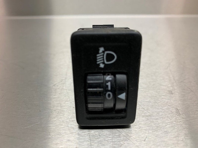 COMMUTATEUR PHARE REGLAGE C Suzuki Swift (ZA / ZC / ZD), Utilisé, Suzuki