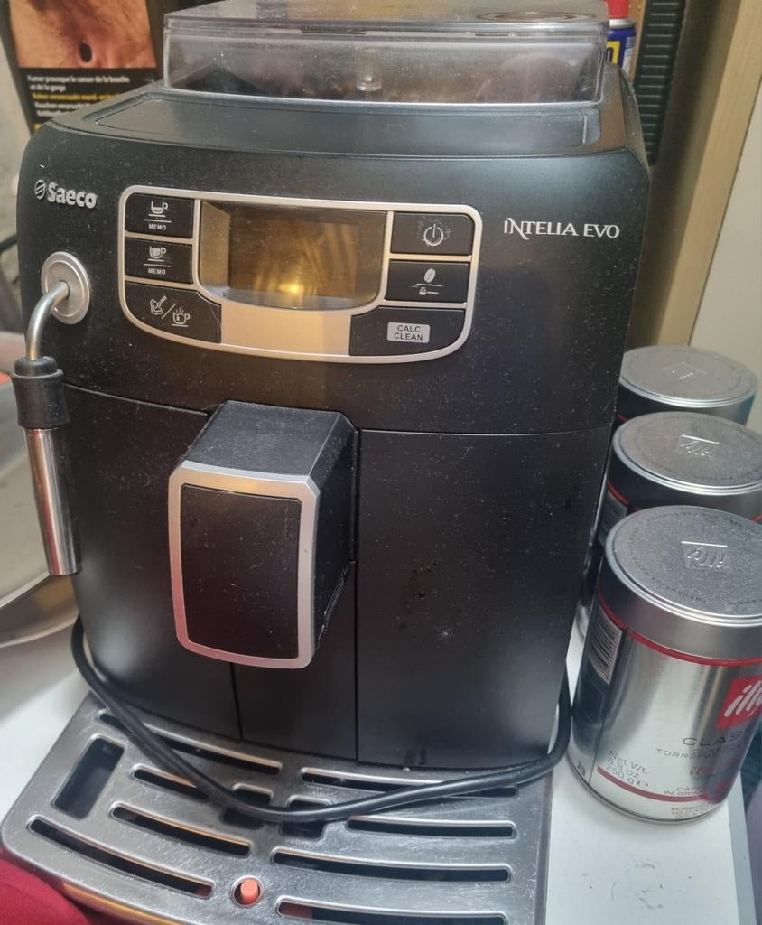 Machine à café SAECO INTELIA EVO LEKT + 3 boîtes de grains I, Electroménager, Cafetières, Utilisé, Café en grains, Cafetière, Réservoir d'eau amovible
