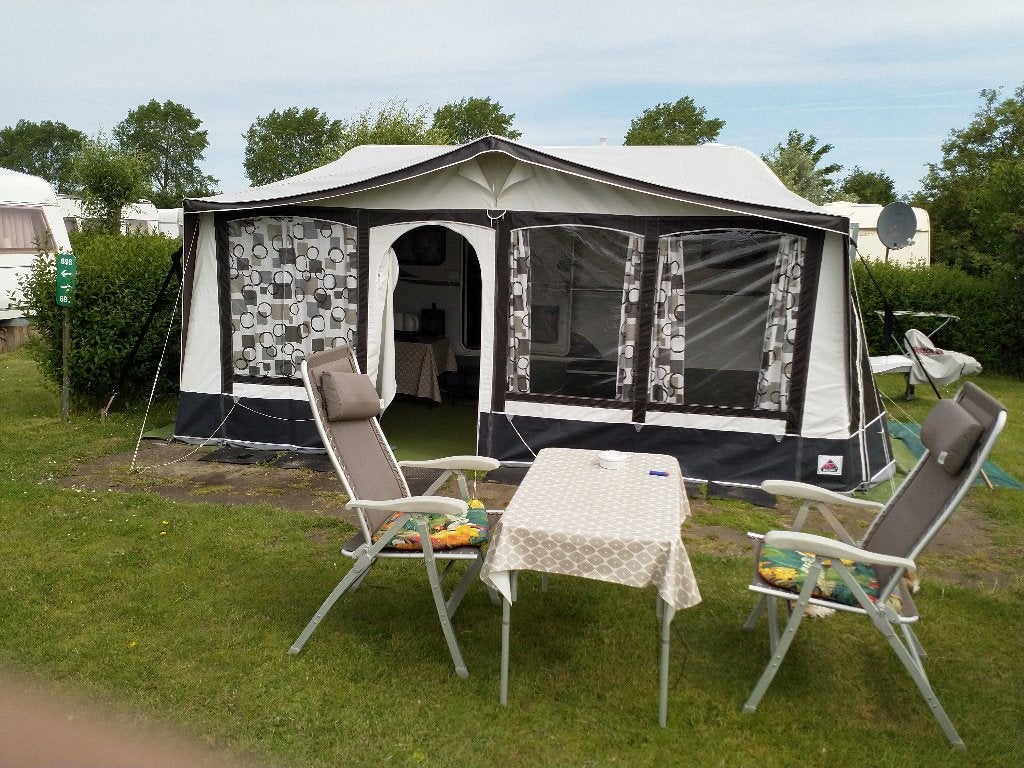 Knaus caravan, Rondzit, 750 - 1000 kg, Particulier, Lengtebed