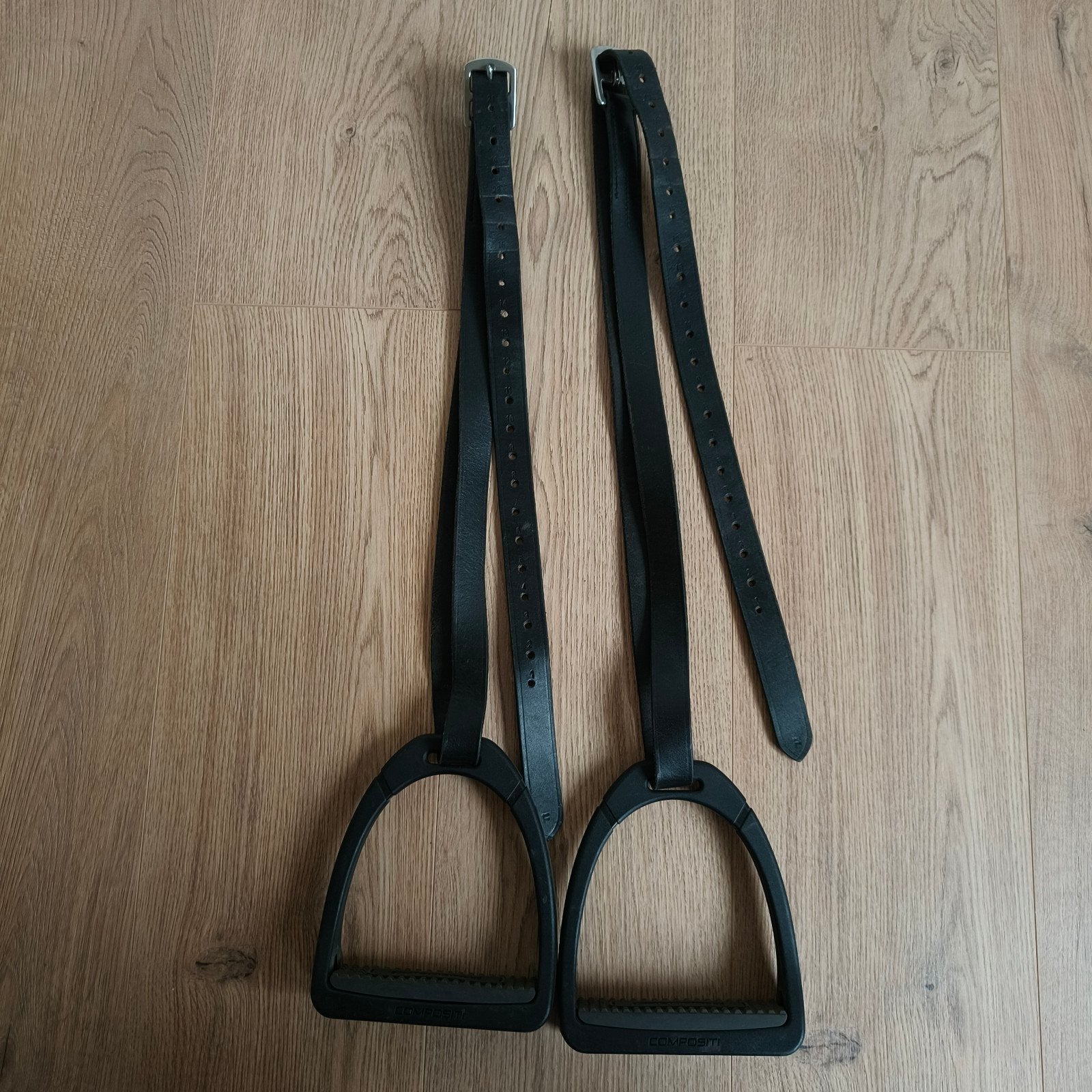 Stijgbeugels met riemen, Dieren en Toebehoren, Ophalen of Verzenden