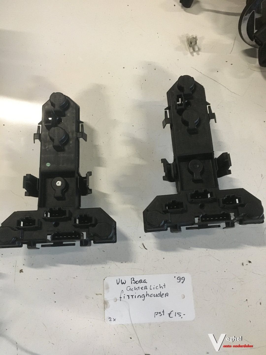 Vw Bora 1.9 Tdi 1999  Fittinghouder achterlicht Links en Rec, Gebruikt, -, -, Ophalen of Verzenden
