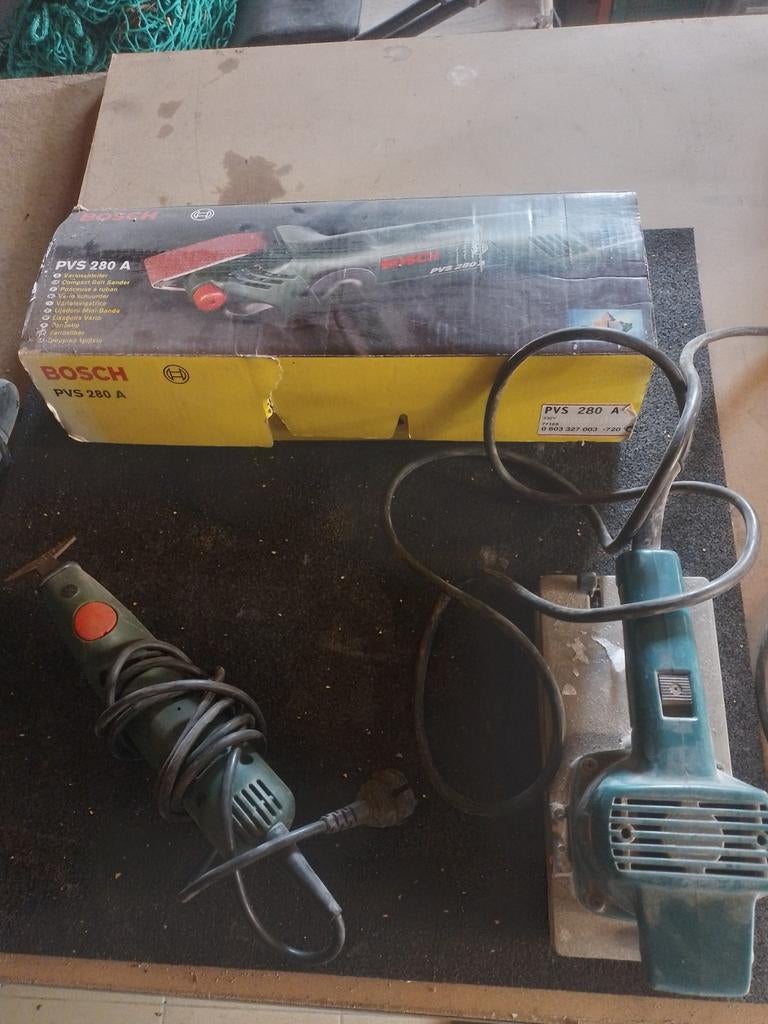 Lot van twee schuurmachines en automatische verfschraper., Bricolage & Construction, Enlèvement