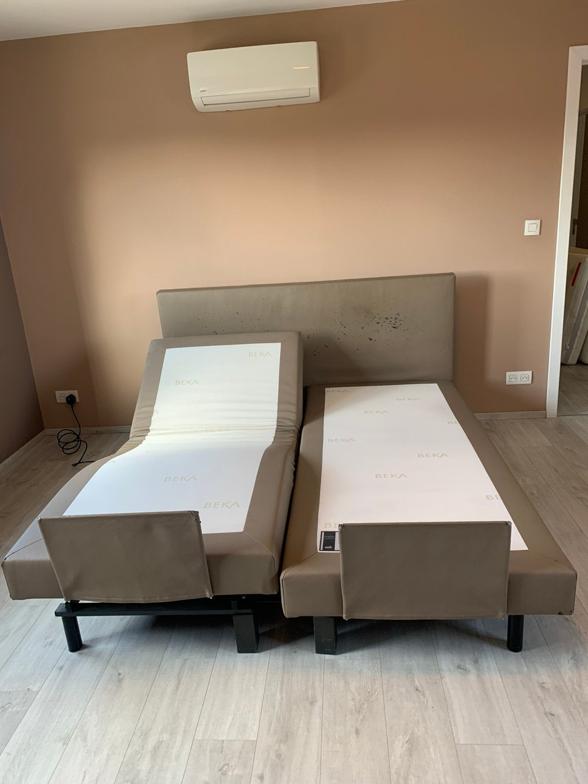 Beka elektrisch verstelbare boxspring (180x200), Ophalen, Gebruikt, 200 cm