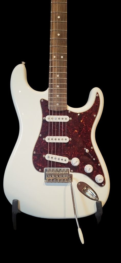 Squier Classic Vibe '70s Stratocaster  Olympic White, Musique & Instruments, Instruments à corde | Guitares | Électriques, Comme neuf