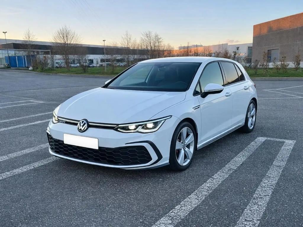 Golf VIII GTE — Plug-in hybride, Auto's, Volkswagen, 4 cilinders, Wit, 5 zetels, Dealer onderhouden
