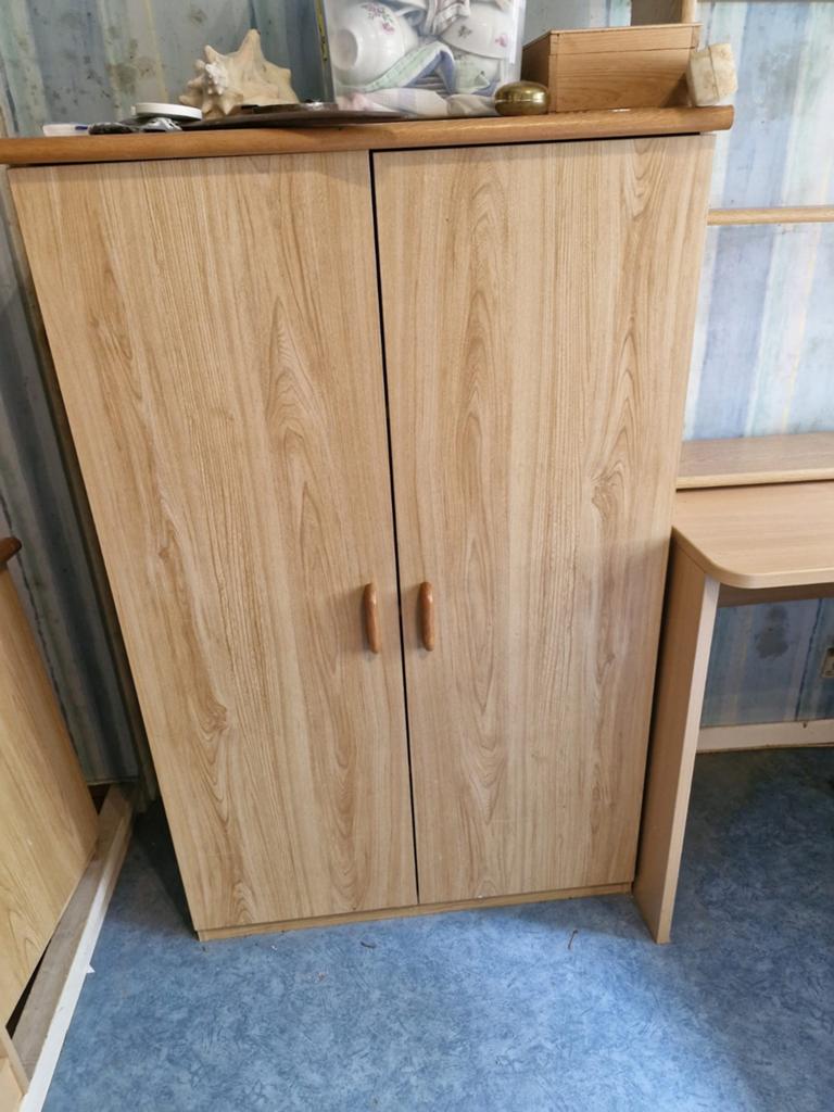 Armoire à 2 portes