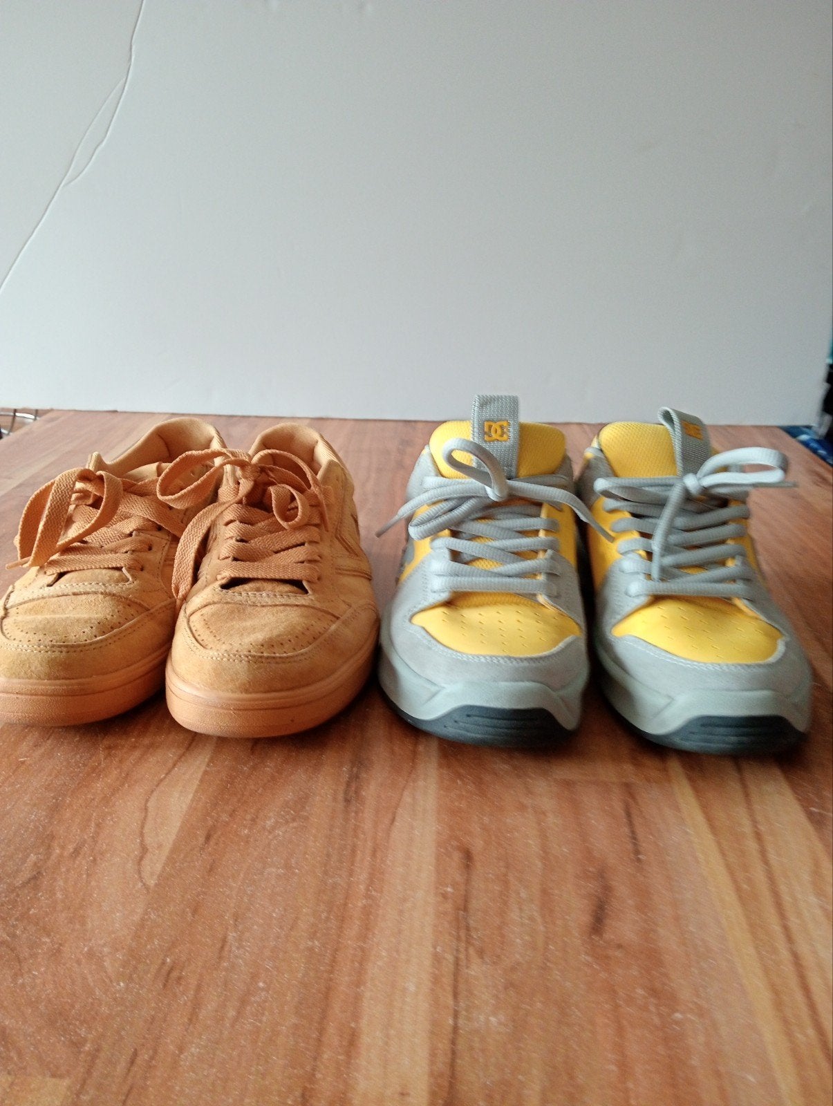 basquette vans et DC, Enfants & Bébés, Vêtements enfant | Chaussures & Chaussettes, Garçon, Enlèvement ou Envoi, Comme neuf, Chaussures de sport