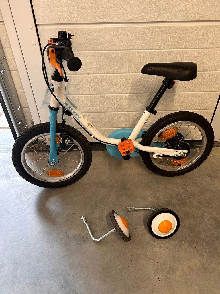 kinderfiets, Frein sur jante, Stabilisateurs, Comme neuf, Enlèvement