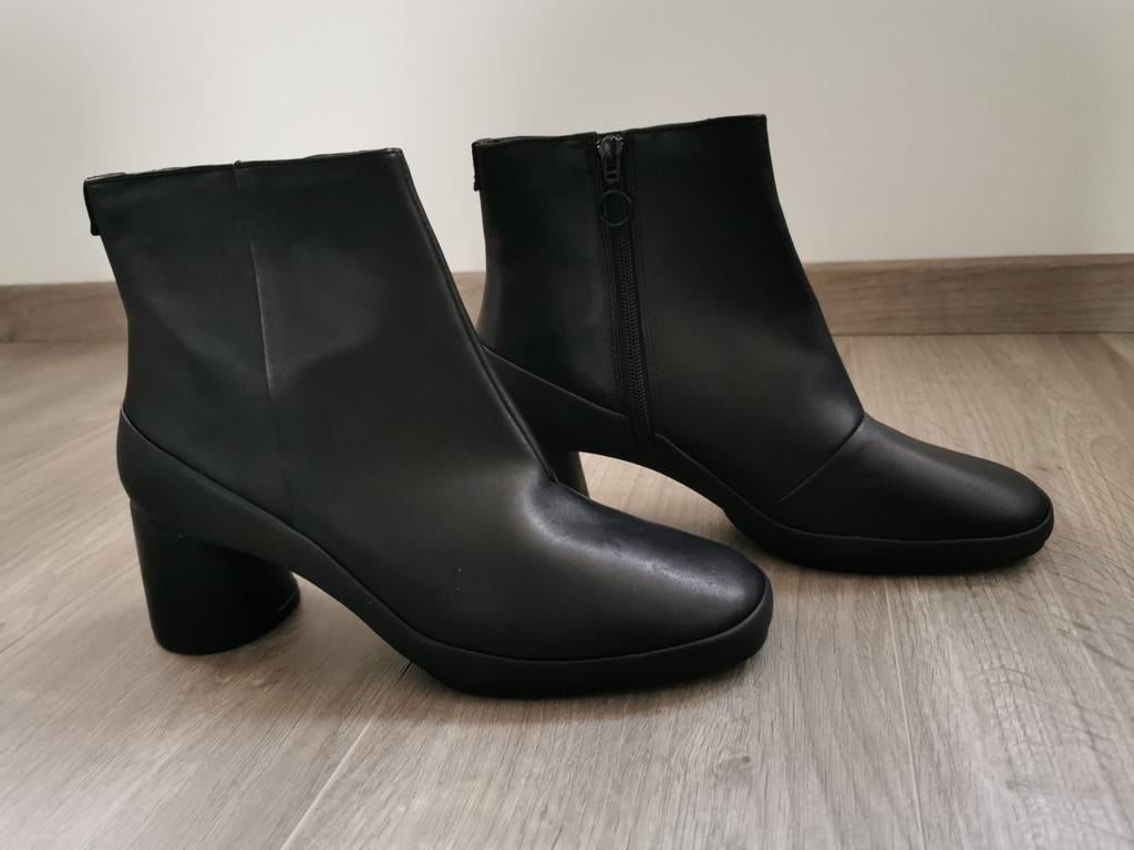 Camper enkellaarsjes - maat 41, Zwart, Lage of Enkellaarzen, Ophalen of Verzenden, Nieuw