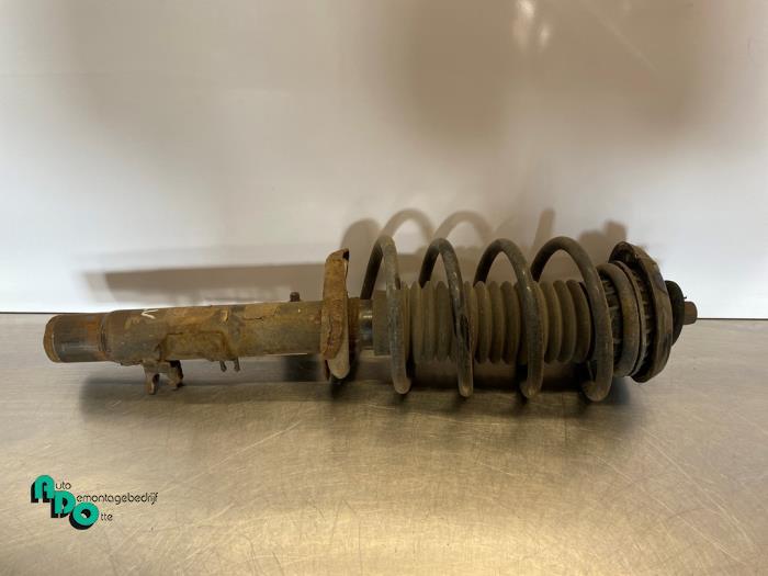 Barre amortisseur avant gauche d'un Peugeot 1007 (1007 05-), -, 3 mois de garantie, Utilisé, -