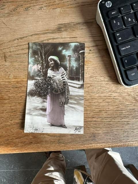 postkaart carte postale 1913 lady flowers Mésange 157, Verzamelen, Ophalen of Verzenden, Voor 1920, Gelopen, Overige thema's