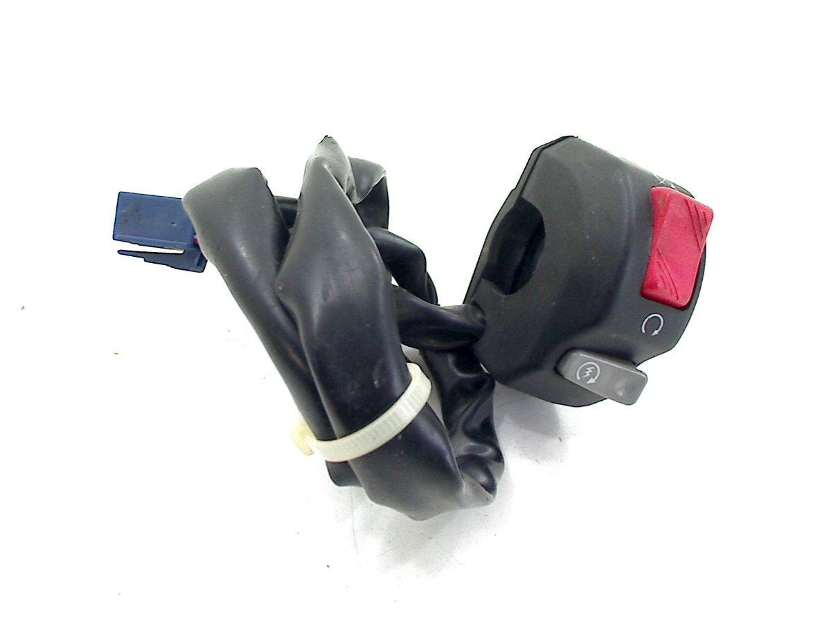 STUURSCHAKELAAR RECHTS Yamaha YZF R1 2004-2006 (YZF-R1 5VY), Motoren, Yamaha Motor Europe N.V., Gebruikt, Customersupport@yamaha-motor.co.uk
