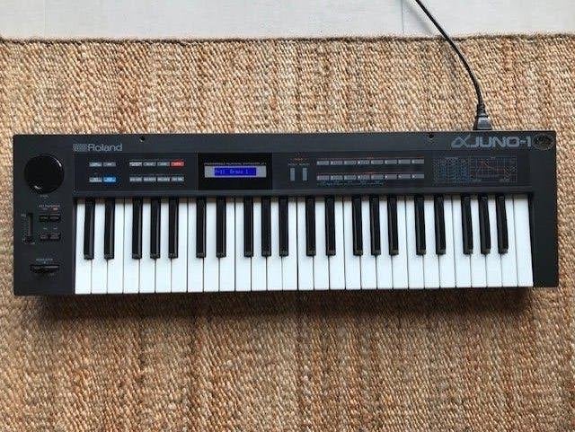 Roland Alpha Juno 1, Muziek en Instrumenten, Roland, Zo goed als nieuw, Met midi-aansluiting, Ophalen