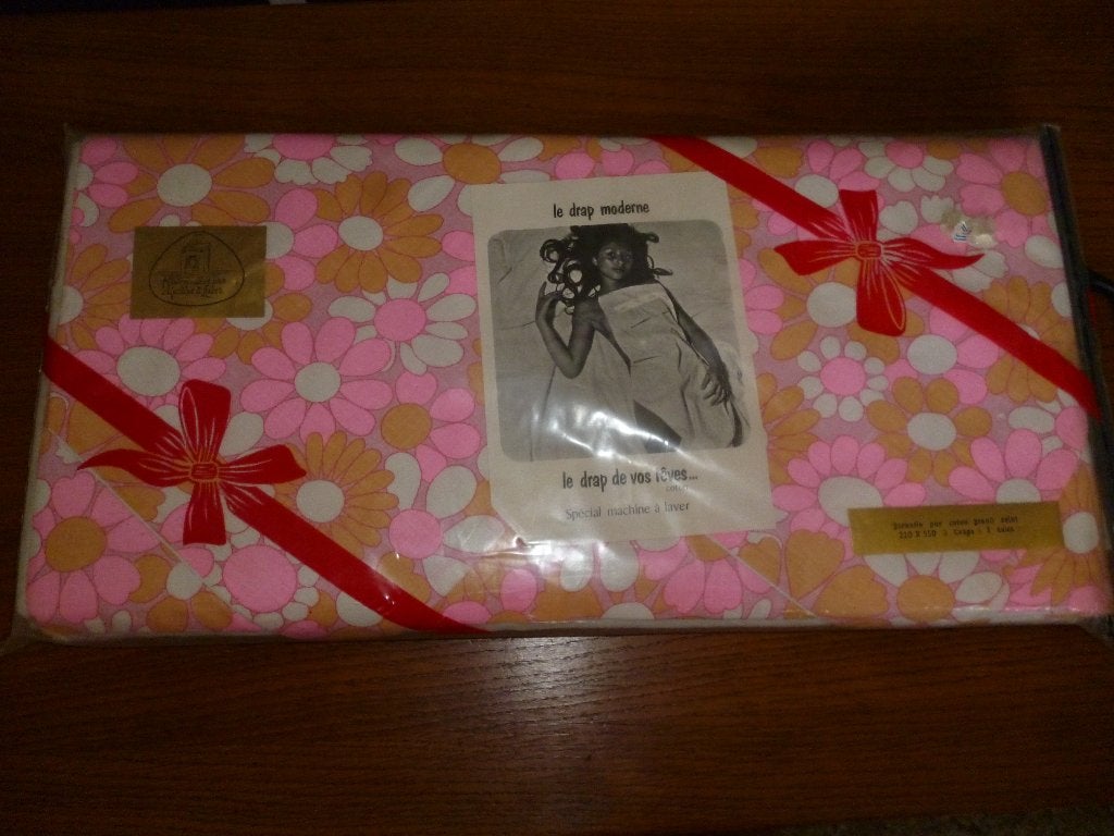 paire draps drap dessus  drap dessous+ 2 taies neufs 220x550, Neuf, Enlèvement, Coton, Lavable