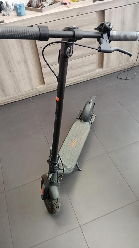 ninebot f2, Fietsen en Brommers, Steps, Ophalen of Verzenden, Zo goed als nieuw