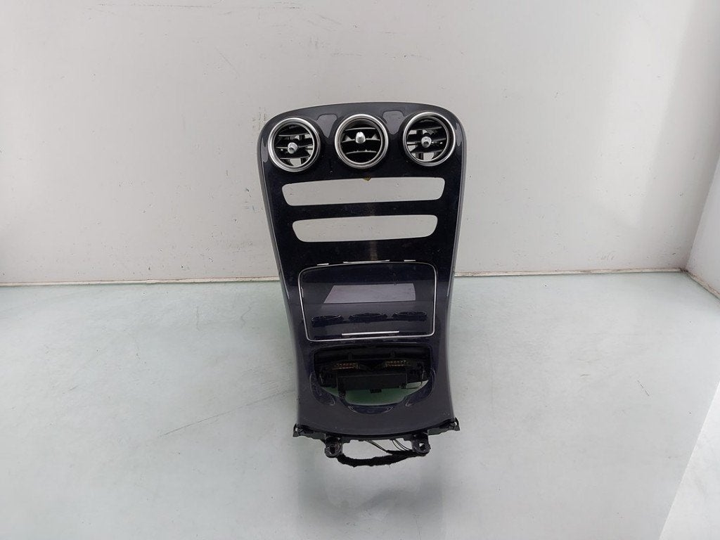 CONSOLE CENTRALE Mercedes-Benz C (W205) (01-2013/06-2021), Dhr. J. Ham, Mercedes-Benz, Administratie@autoham.nl, Utilisé