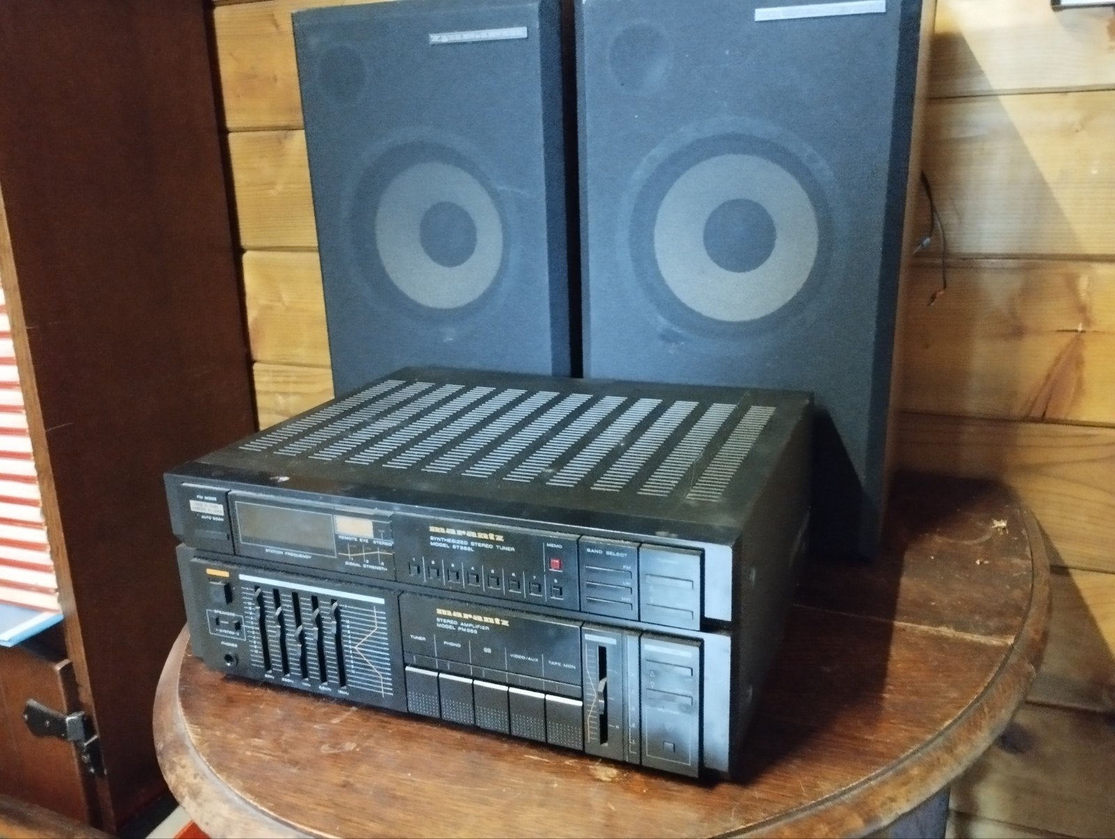 l'amplificateur  Marantz PM551 avec tuner., Enlèvement