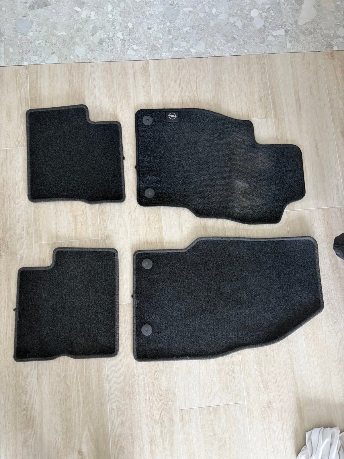 Auto matten opel corsa d, Enlèvement, Comme neuf