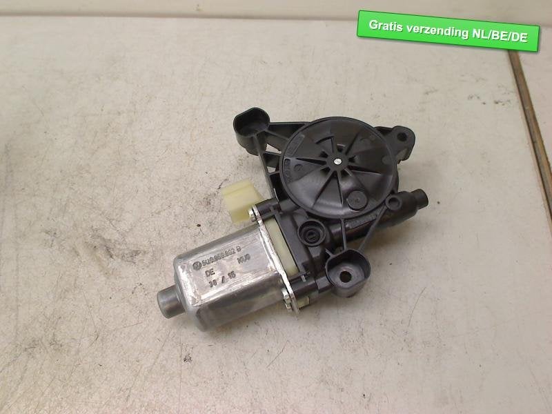 MOTEUR LEVE VITRE ELECTRIQUE AVANT GAUCHE Audi (5Q0959802B), Auto-Union-Straße  1,
85057  Ingolstadt, DE, Info@audi.de, Audi, Utilisé