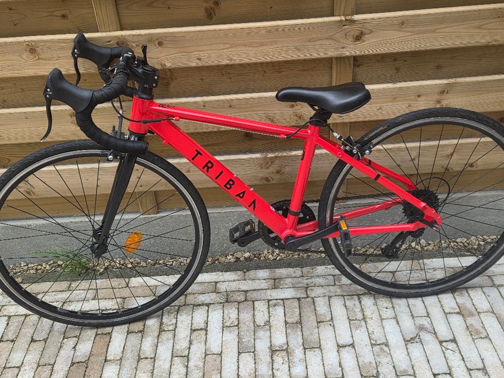 koersfiets triban 100 rood, Ophalen, Triban, 24 inch, Velgrem