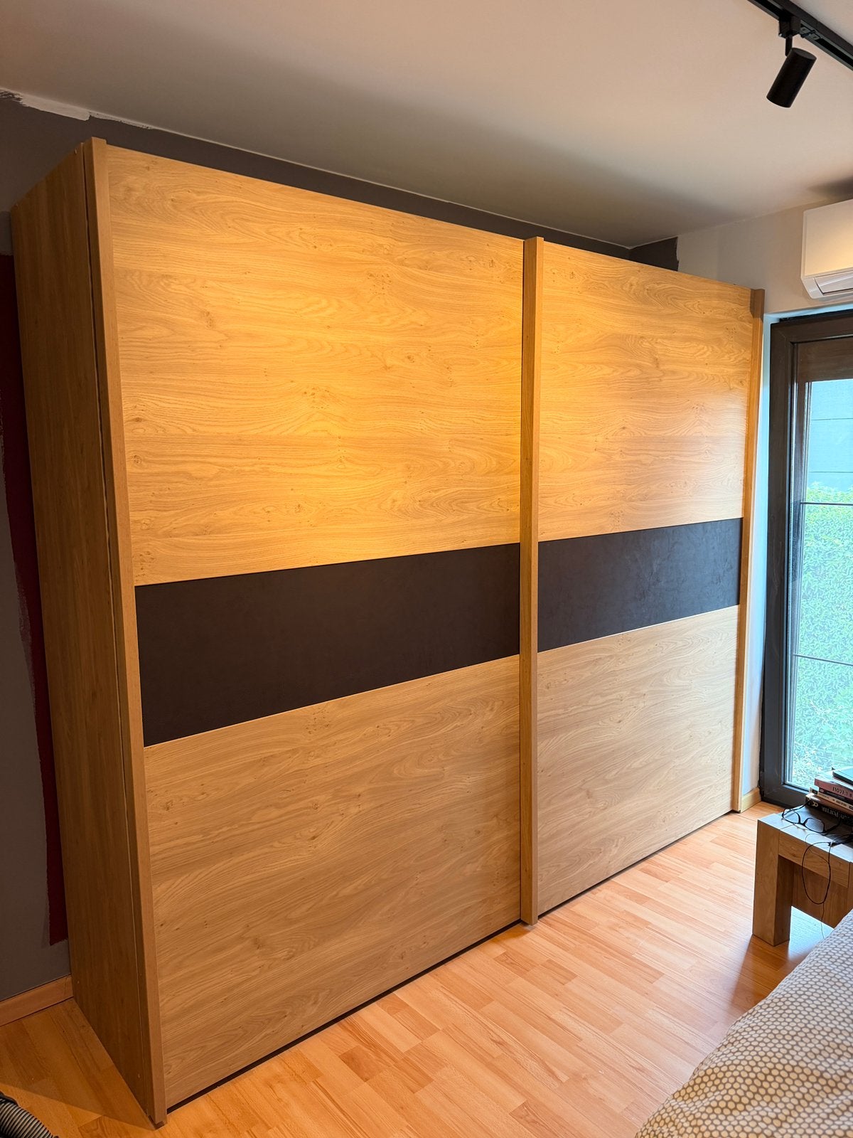 Chambre complete - grande garde robe  - commode - chevets, Maison & Meubles, Enlèvement, Comme neuf