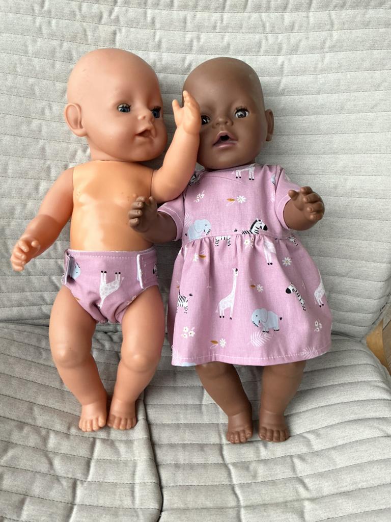 128. Babyborn: Nieuw roos jurkjenmet bijhorend pampertje, Ophalen of Verzenden, Nieuw, Babypop