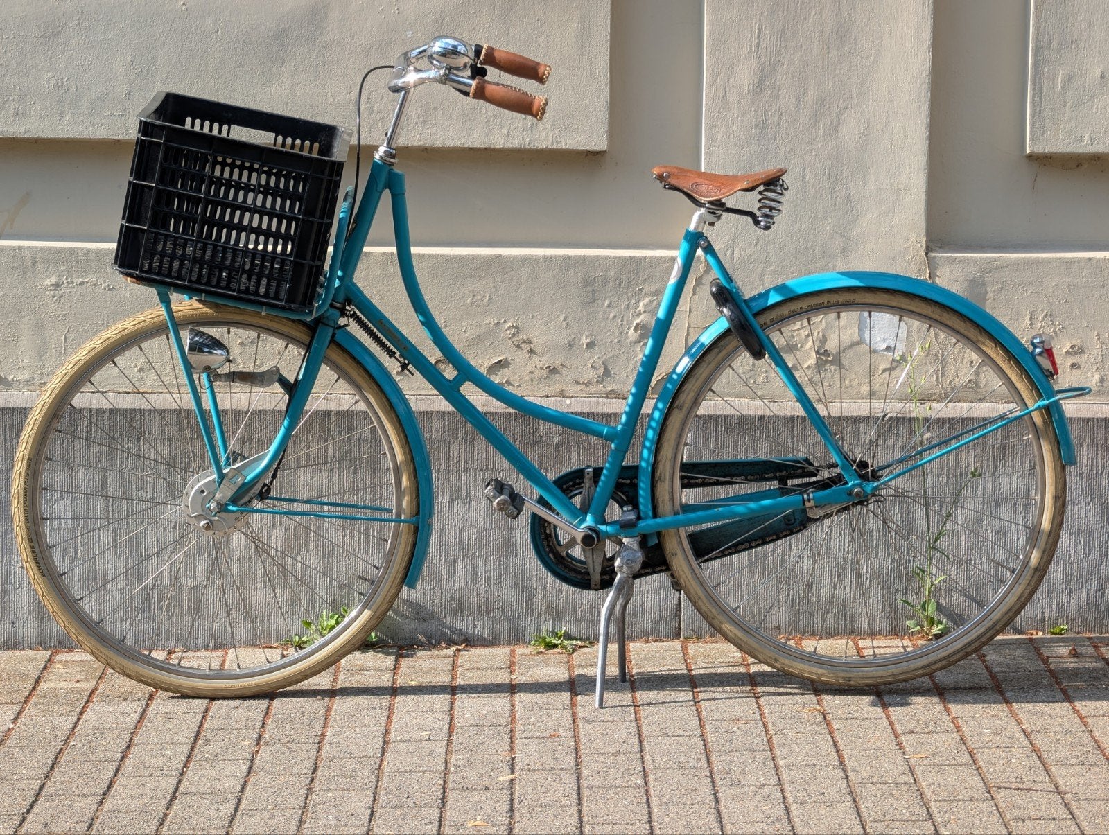Achielle damesfiets 57cm met voordrager, naafdynamo, Fietsen en Brommers, Fietsen | Dames | Damesfietsen, Terugtraprem, Gebruikt