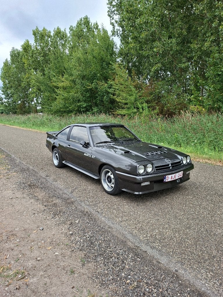 Opel Manta 18s 1983, Auto's, Opel, 4 zetels, 4 cilinders, 67 kW, Handgeschakeld