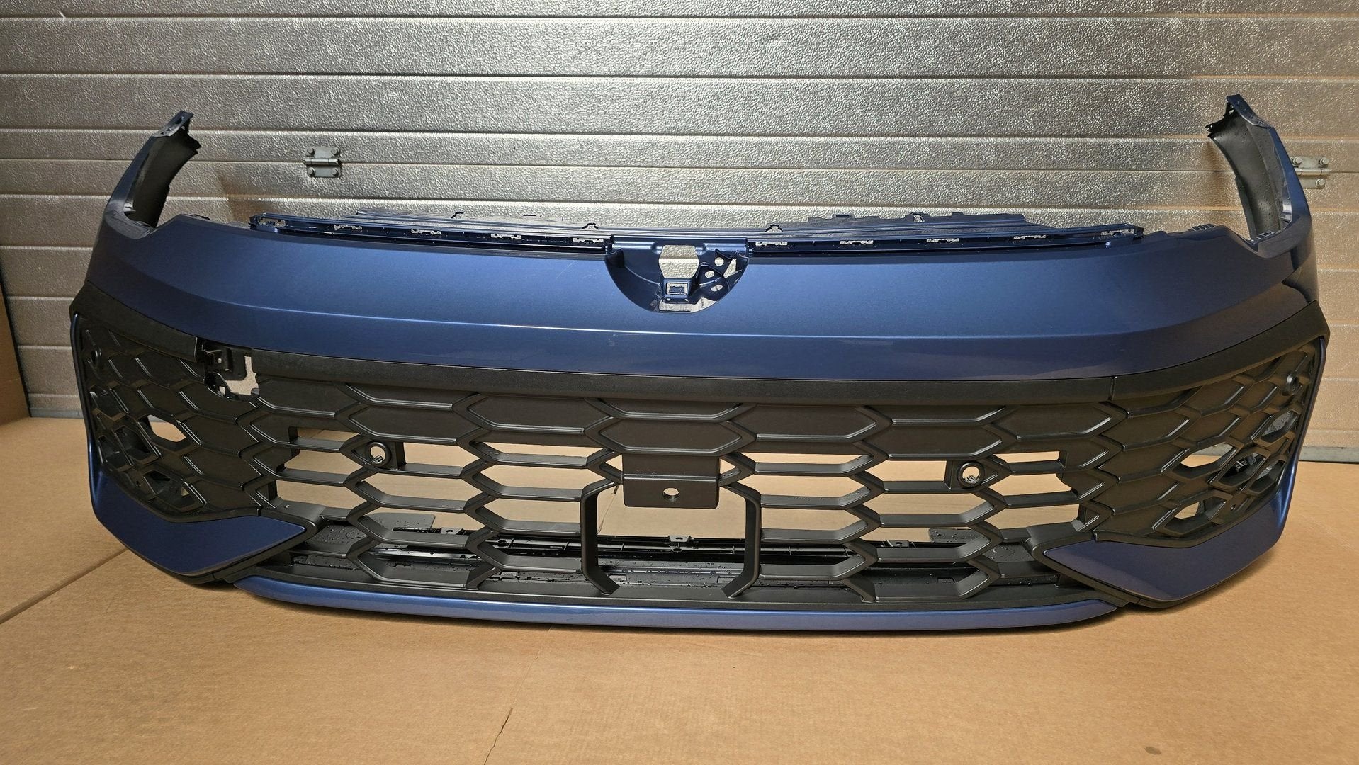 Voorbumper VW Golf 8 VIII 8.5 FACELIFT GTI GTD 4xPDC bj.2024, -, Origine de la pièce connue, Utilisé, -