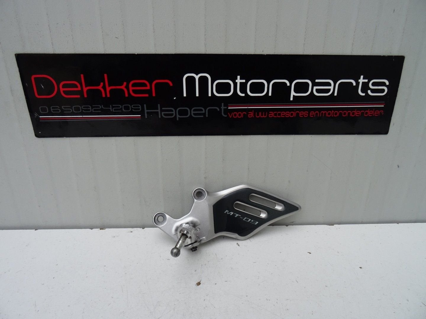 Linker Voetsteun / Schetsplaat Yamaha MT-09 2021-2022-2023, -, Utilisé, -, -