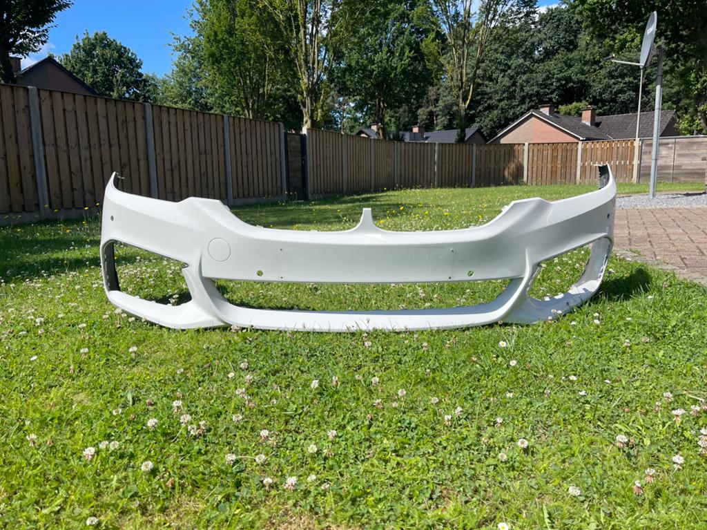 BMW G30 M voorbumper origineel PDC, Ophalen, Gebruikt, Voor, Bumper