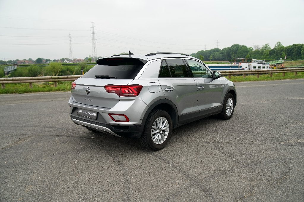 VOLKSWAGEN T-ROC 1.5 | AUTOMAAT | AIRCO | CARPLAY | TOP!, Stof, 1498 cc, 4 cilinders, 1353 kg