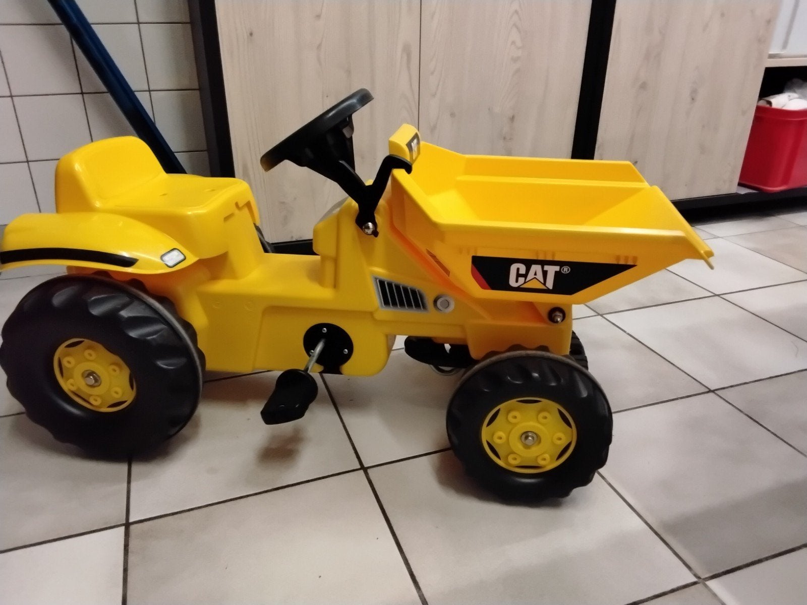 Traptractor rolly toys, trapauto, dumper cat, tractor, Ophalen, Zo goed als nieuw