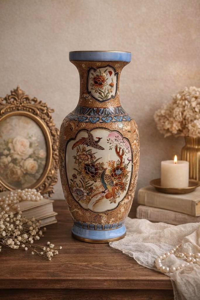 Vase décoratif vintage asiatique, détails dorés en relief, Enlèvement ou Envoi
