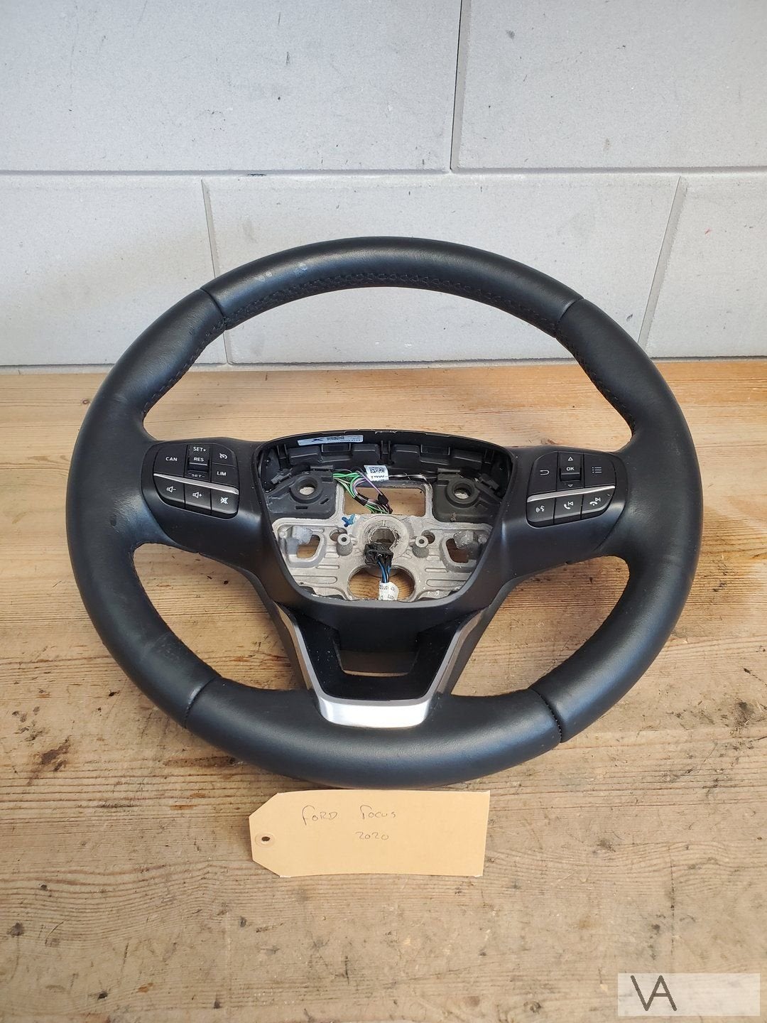 Ford Focus 4 2018 - 2024 stuur met flippers nette staat €100, -, -, -, Enlèvement ou Envoi