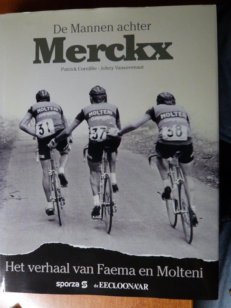 Boek De Mannen achter Merckx Eddy, Boeken, Verzenden, Zo goed als nieuw, Overige sporten
